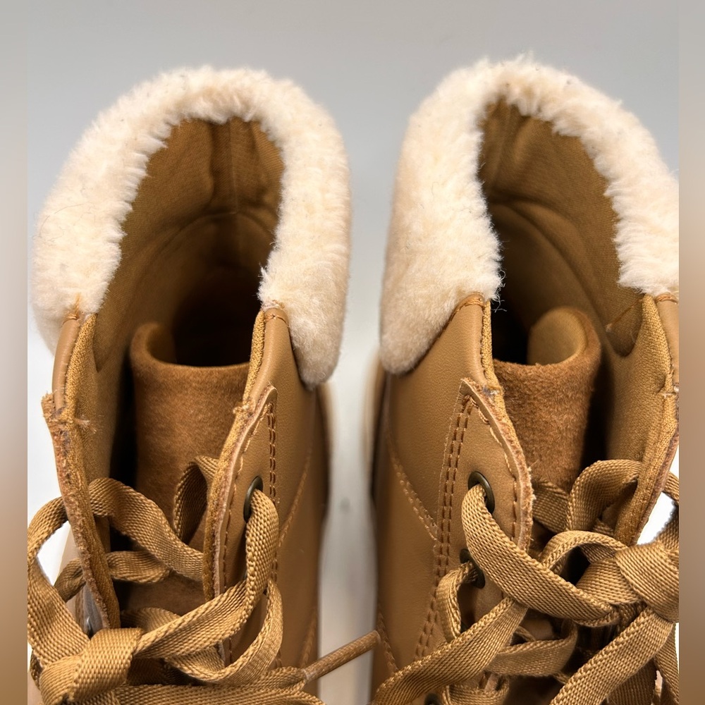 UGG Plush Shearling Lined Cakewalk High Chestnut Brown Trainer Sz 8.5 - Picture 3 of 9